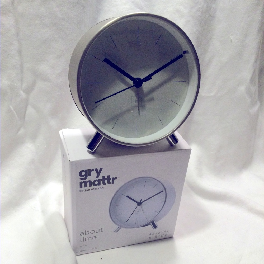GRY MATTER METAL CASE ALARM CLOCK